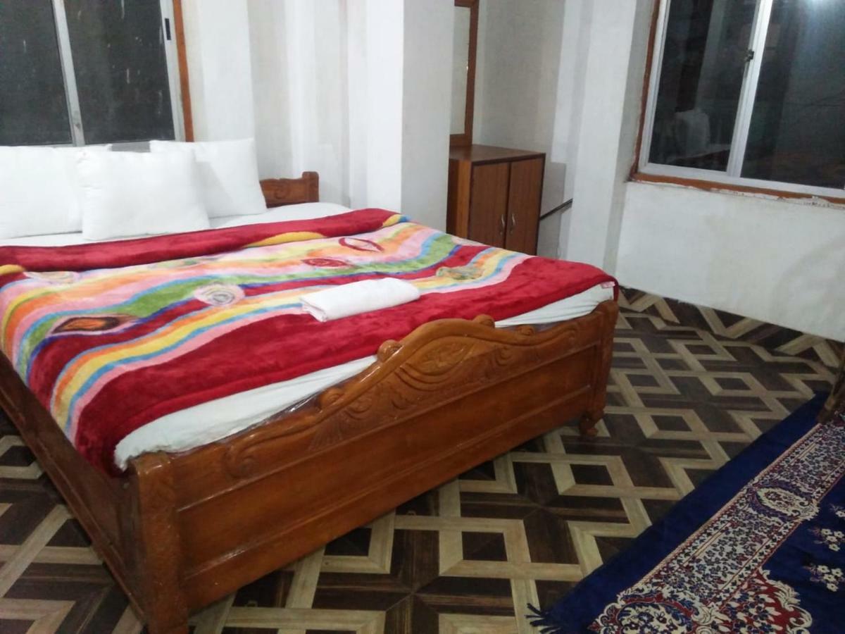 Nirala Guest House Darjeeling  Exteriör bild